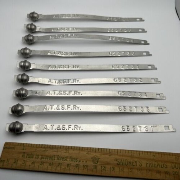 Atchison Topeka and Santa Fe Railway Box Car Door Security Seals A.T. & S.F.RY. - Picture 2 of 11